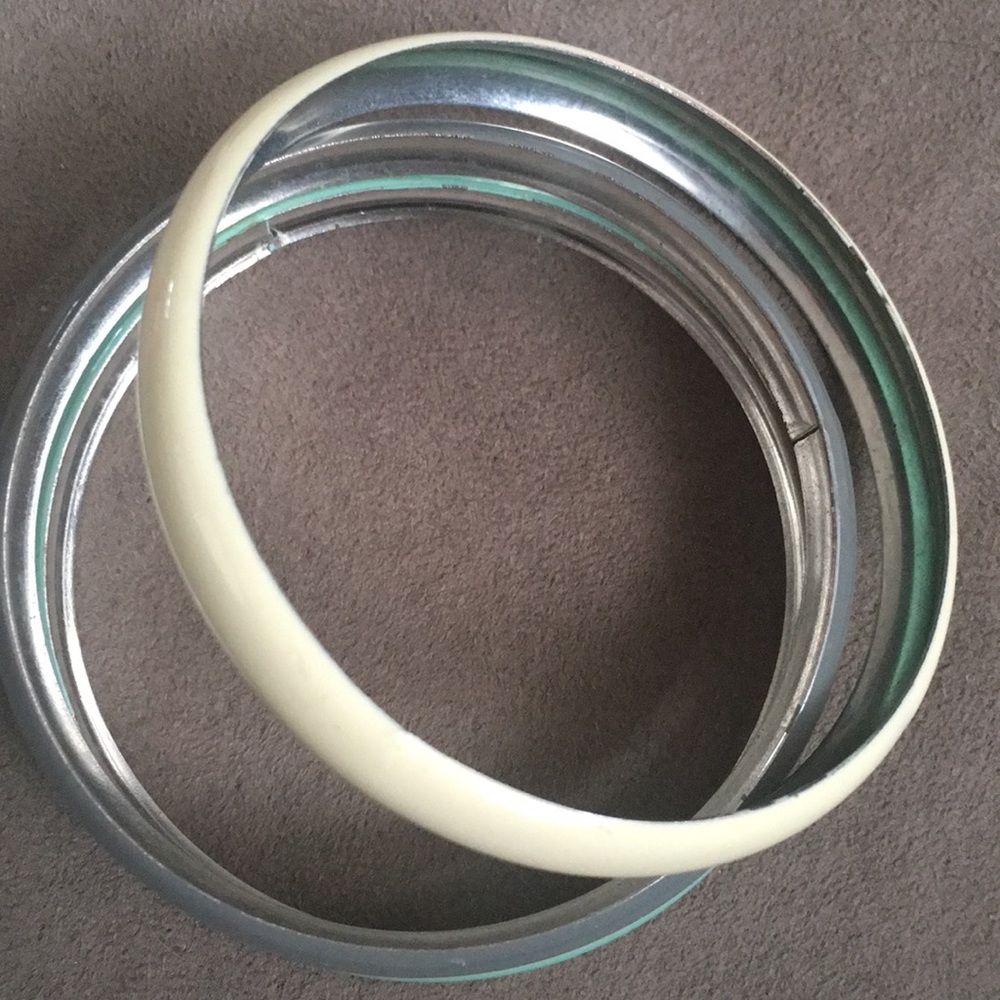 Bangles - Picture 2 of 2